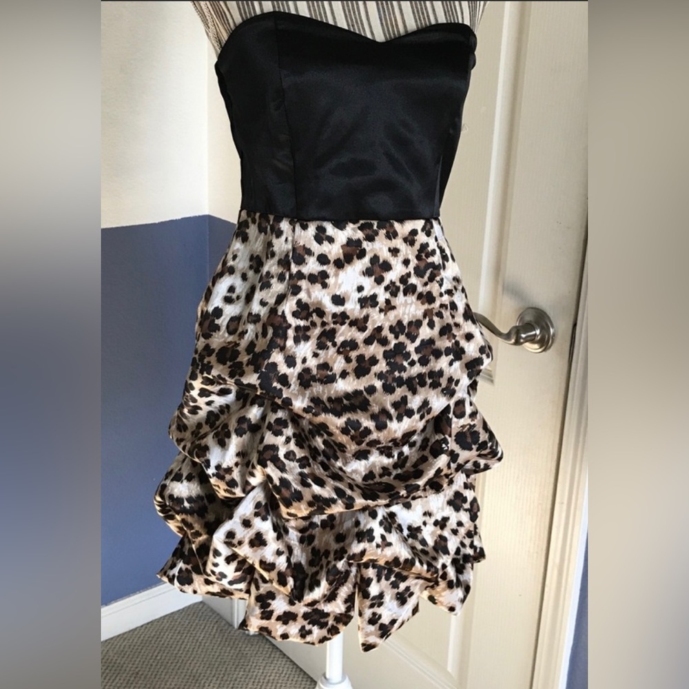 A. BYER - ANIMAL PRINT STRAPLESS DRESS - NWT